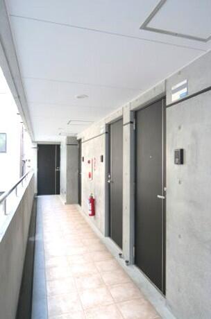 ルクレ西新宿Ⅱ共用廊下 (内装)イメージ ルクレ西新宿Ⅱ共用廊下 (内装)イメージ