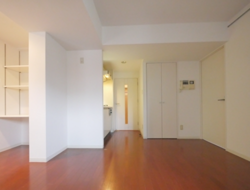 レジディア三越前 (居間)イメージ