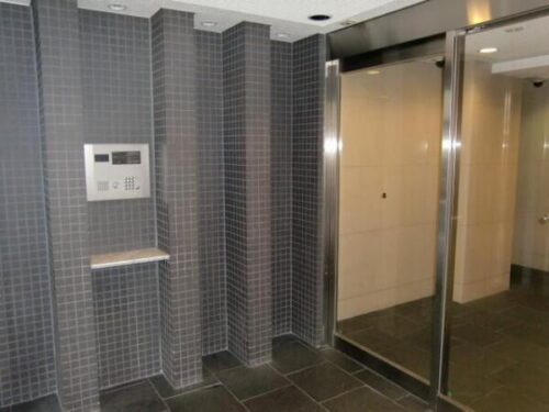 レジディア三越前風除室 (内装)イメージ