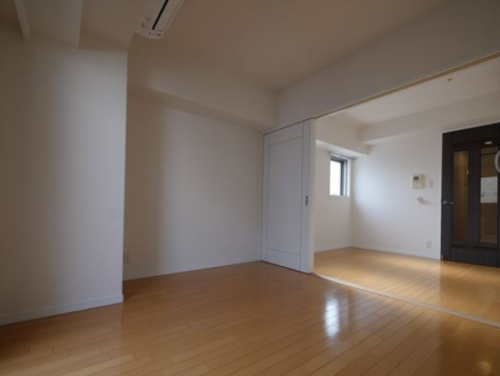 レジディア神田岩本町II (居間)イメージ