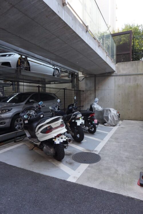 レジディアタワー上池袋 パーク棟バイク置き場イメージ