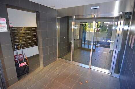 レジディア中野富士見台エントランス (内装)イメージ レジディア中野富士見台エントランス (内装)イメージ