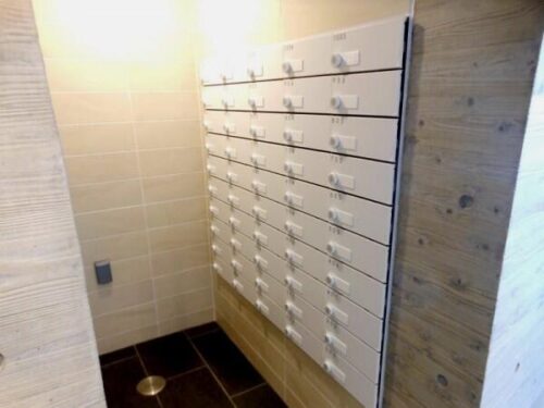 レジディア三軒茶屋ⅢメールBOX (内装)イメージ レジディア三軒茶屋ⅢメールBOX (内装)イメージ