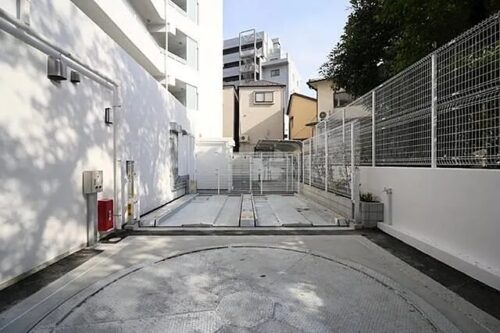 レジディア三宿駐車場イメージ