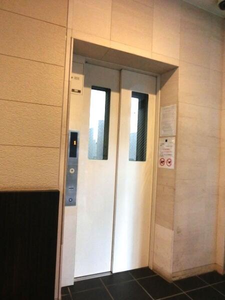 レジディア上野御徒町エレベーター (内装)イメージ レジディア上野御徒町エレベーター (内装)イメージ