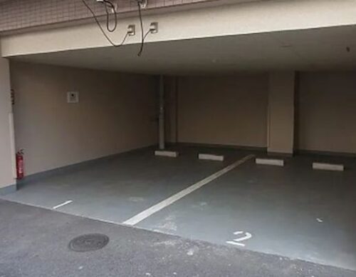 レジディア千鳥町敷地内駐車場イメージ