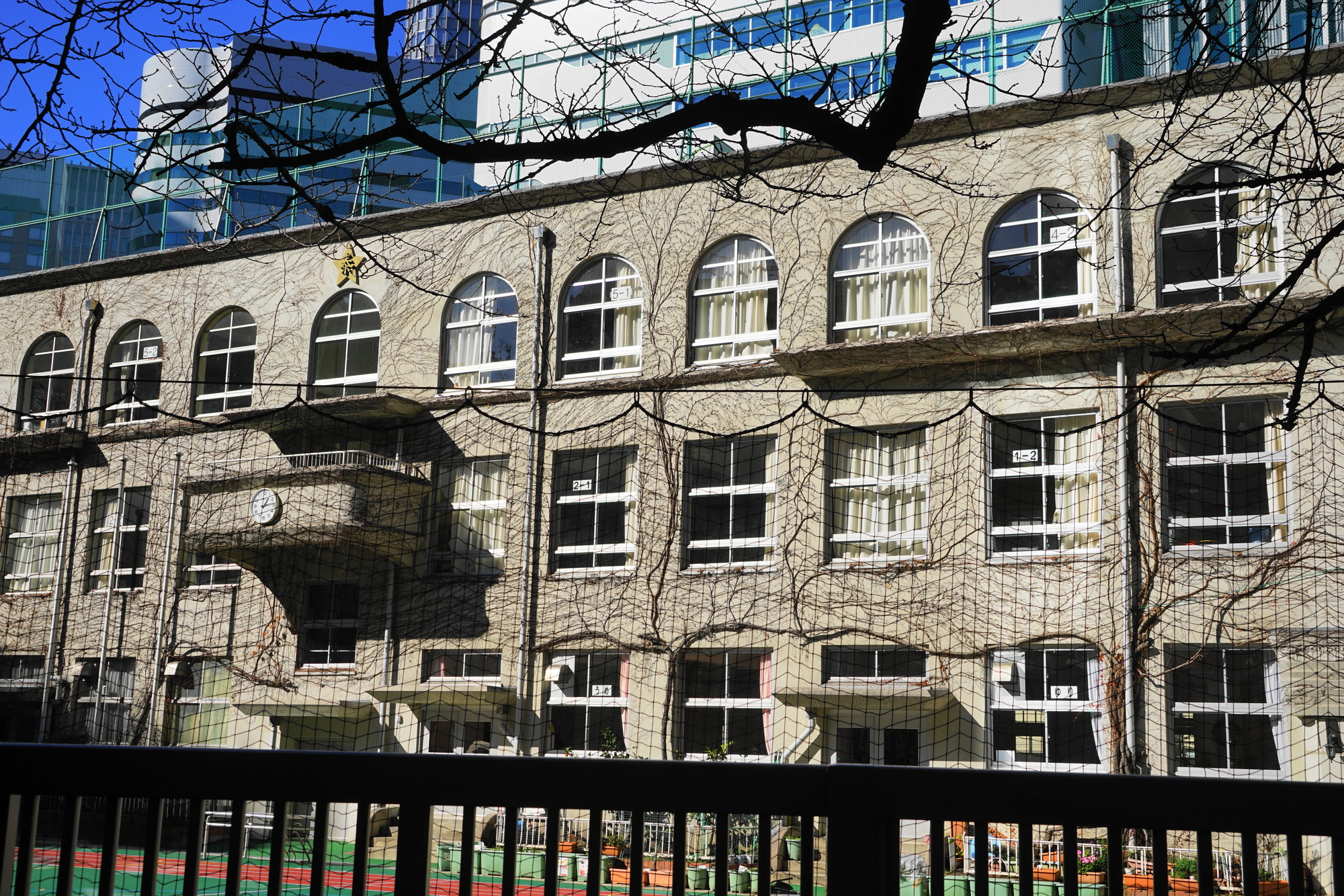 泰明小学校