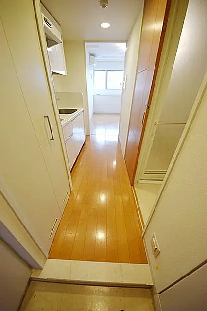 パークアクシス新御徒町 (玄関)イメージ パークアクシス新御徒町 (玄関)イメージ