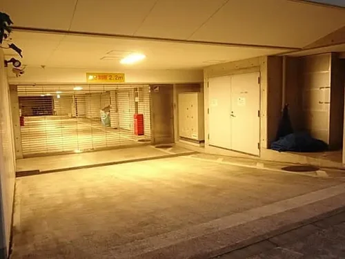 パークアクシス六本木檜町公園敷地内駐車場イメージ パークアクシス六本木檜町公園敷地内駐車場イメージ