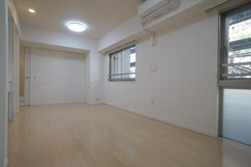 コンフォリア市谷薬王寺(旧：パークアクシス市谷薬王寺) (居間)イメージ