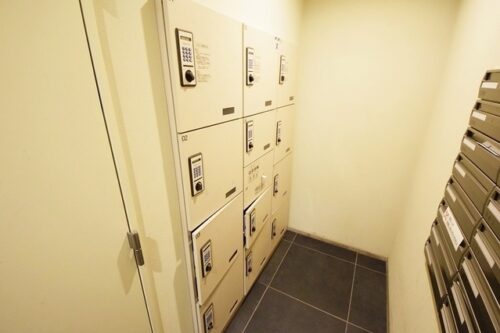 コンフォリア麻布十番宅配BOX (内装)イメージ コンフォリア麻布十番宅配BOX (内装)イメージ