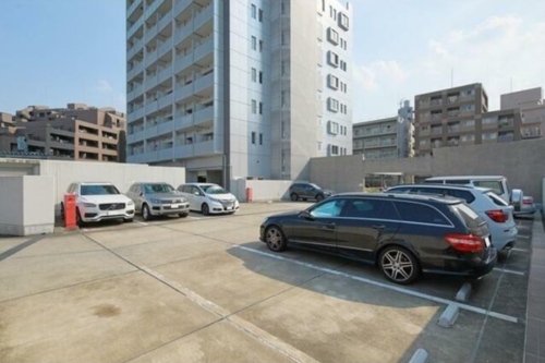 BPRレジデンス三田伊皿子坂（旧：コンフォリア三田伊皿子坂）敷地内駐車場イメージ