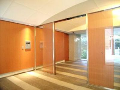 ユニデン南青山レジデンス(旧コンフォリア南青山DEUX)エントランス (内装)イメージ ユニデン南青山レジデンス(旧コンフォリア南青山DEUX)エントランス (内装)イメージ