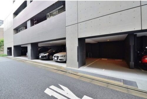 コンフォリア新川敷地内駐車場イメージ コンフォリア新川敷地内駐車場イメージ